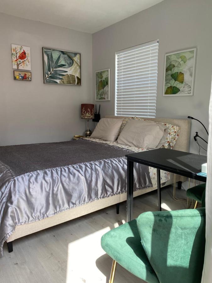 Cozy Studio Near Atlantic Ave W/Private Patio Apartment Delray Beach Bagian luar foto