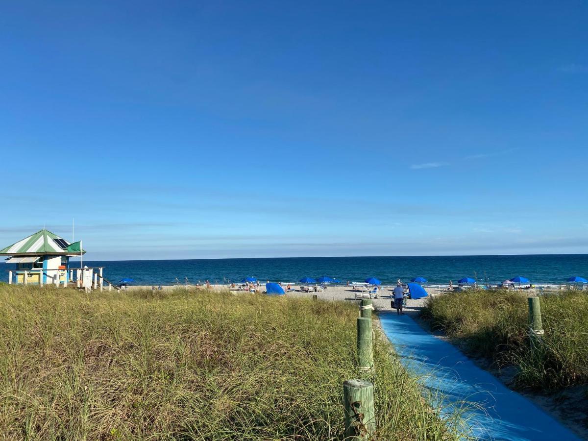 Cozy Studio Near Atlantic Ave W/Private Patio Apartment Delray Beach Bagian luar foto