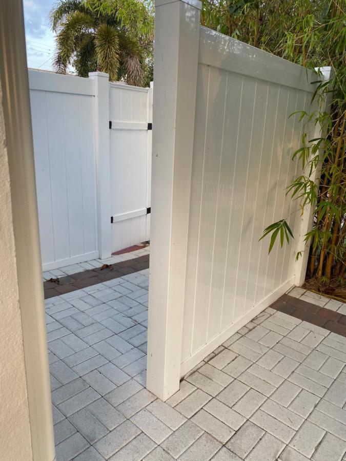 Cozy Studio Near Atlantic Ave W/Private Patio Apartment Delray Beach Bagian luar foto